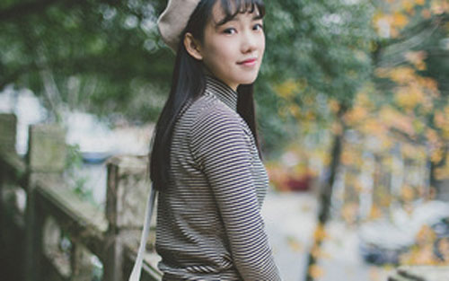 《失眠飞行》尤克里里谱吉他谱 C调六线谱_闲识音学社编配_孙白白