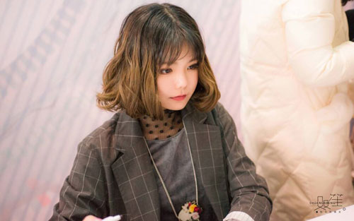 《少女净妖师》尤克里里谱弹唱版 F调附前奏_趣弹音乐编配_双笙