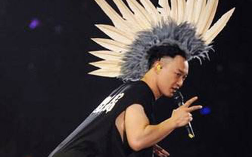 《全世界失眠》尤克里里谱弹唱版 A调和弦谱_音乐之家编配_陈奕迅