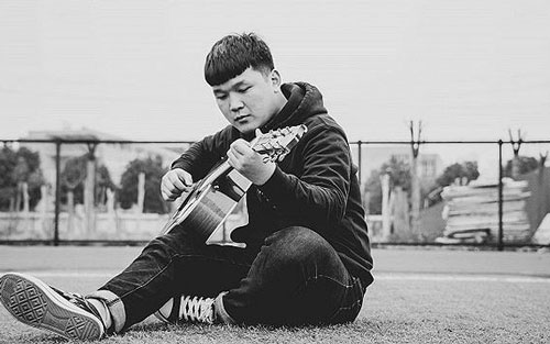 《你是人间四月天》尤克里里谱弹唱版 G调扫弦版_C柚音乐编配_解忧邵帅