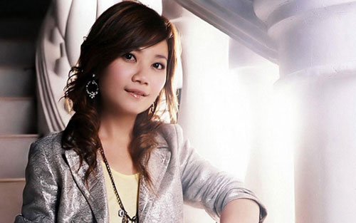 《微光》尤克里里谱弹唱版 C调和弦谱_扫弦版_梁静茹