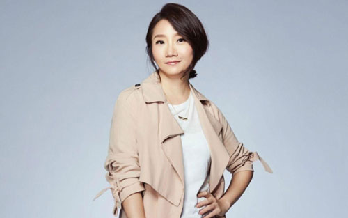 《姐姐妹妹站起来》尤克里里谱弹唱版 A调高清版_音乐之家编配_陶晶莹