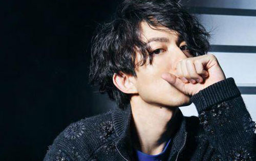 《致姗姗来迟的你》尤克里里谱弹唱版 A调扫弦版_啊哩哩尤克里里编配_林宥嘉