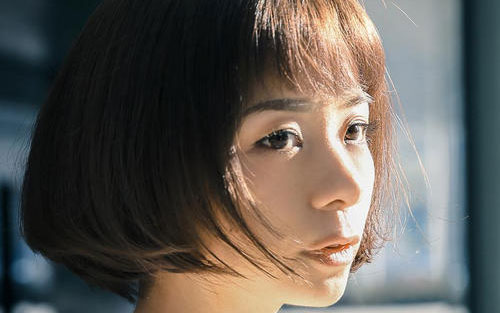 《岁月神偷》尤克里里谱弹唱版 G调扫弦版_星弦音乐教室编配_金玟岐