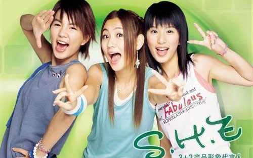 《像女孩的女人》尤克里里谱弹唱版 C调和弦谱_附前奏_SHE