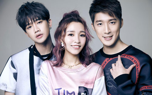 《橘子汽水》尤克里里谱弹唱版 C调附前奏_桃子鱼仔编配_南拳妈妈