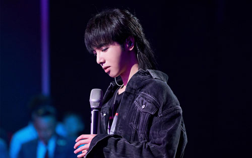 《卡西莫多的礼物》尤克里里谱弹唱版 G调六线谱_闲识音学社编配_华晨宇