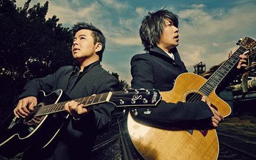 《在他乡》尤克里里谱弹唱版 C调简单版_大黄尤克里里编配_水木年华