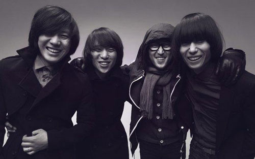 《夜空中最亮的星》尤克里里谱弹唱版 C调六线谱_尤闲识音学社编配_逃跑计划