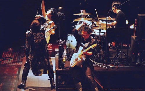 《恋爱ing》尤克里里谱弹唱版 C调扫弦版_星光juitar school编配_五月天