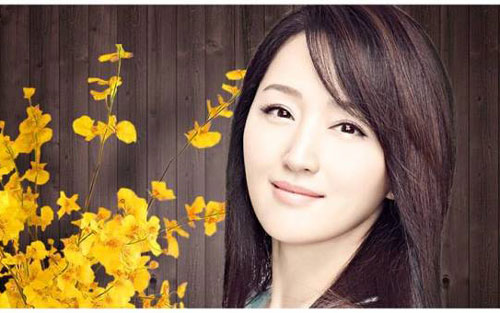 《轻轻地告诉你》尤克里里谱弹唱版 C调和弦谱_扫弦版_杨钰莹