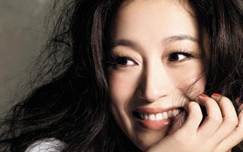 《藏在微笑里的秘密》尤克里里谱弹唱版 A调附前奏_ukulelecn编配_赵咏华