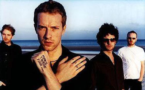 《Yellow》尤克里里谱弹唱版 G调六线谱_扫弦版_酷玩乐队