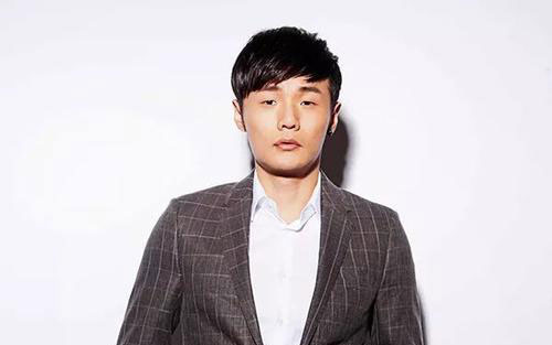 《嗯》尤克里里谱弹唱版 C调和弦谱_ukulelecn编配_李荣浩