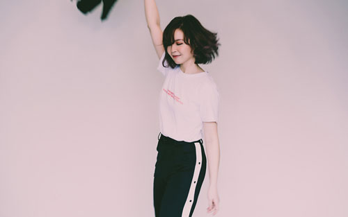 《恶作剧》尤克里里谱弹唱版 F调附前奏_白熊音乐编配_王蓝茵