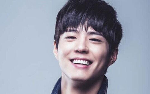 《12월24일/IU]《12月24日》尤克里里谱弹唱版 F调和弦谱_桃子鱼仔编配_D.ear