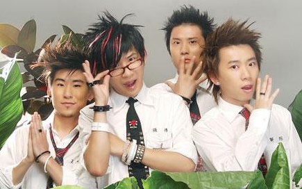 《花》尤克里里谱弹唱版 G调和弦谱_大黄尤克里里编配_花儿乐队