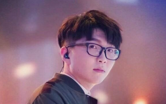 《消愁》尤克里里谱指弹版 G调六线谱_精选版_毛不易