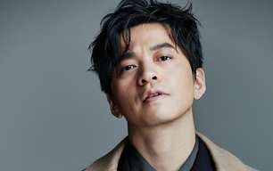 《贝加尔湖畔》尤克里里谱弹唱版 F调男生版_胖子哇编配_李健