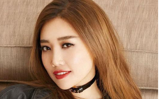 《拿走了什么》尤克里里谱弹唱版 C调附前奏_白熊音乐编配_黄丽玲