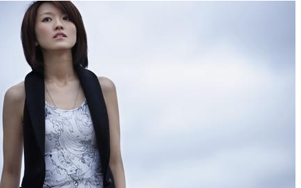 《陪我看日出》尤克里里谱弹唱版 G调和弦谱_女生版_蔡淳佳