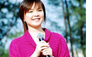 《恶作剧》尤克里里谱弹唱版 G调和弦谱_闲识音学社编配_王蓝茵