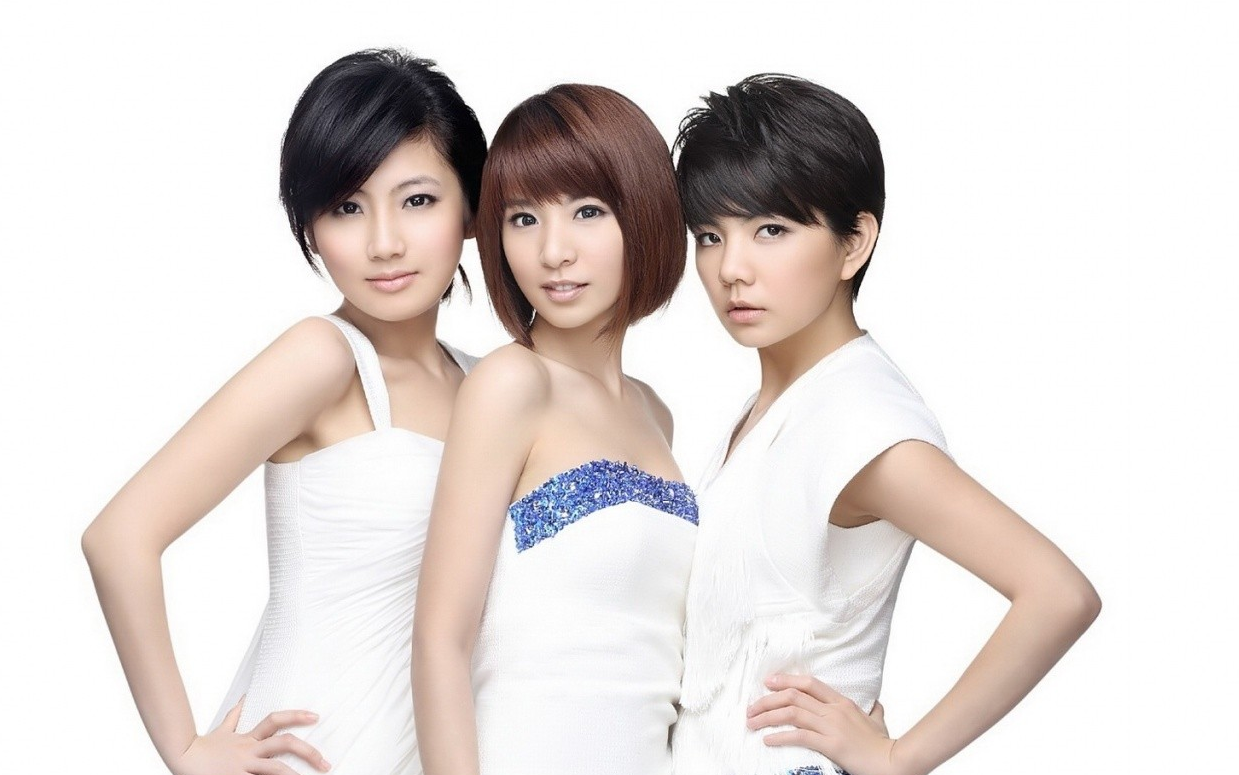《沿海公路的出口》尤克里里谱弹唱版 F调和弦谱_ukulelecn编配_She