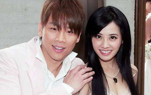 《就是爱你》尤克里里谱弹唱版 C调简单版_星暴音乐编配_陶喆